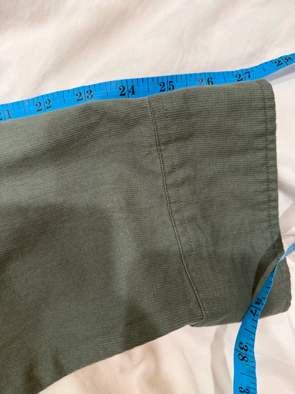J. Crew Large - Classic Button-Down Corduroy Shirt in Forest Green